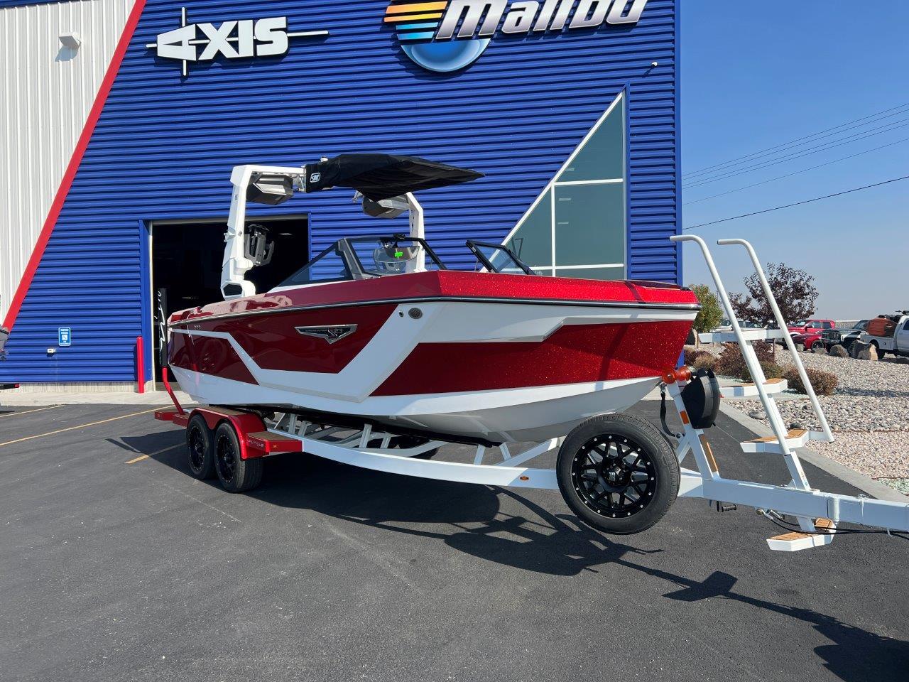 boat.Title