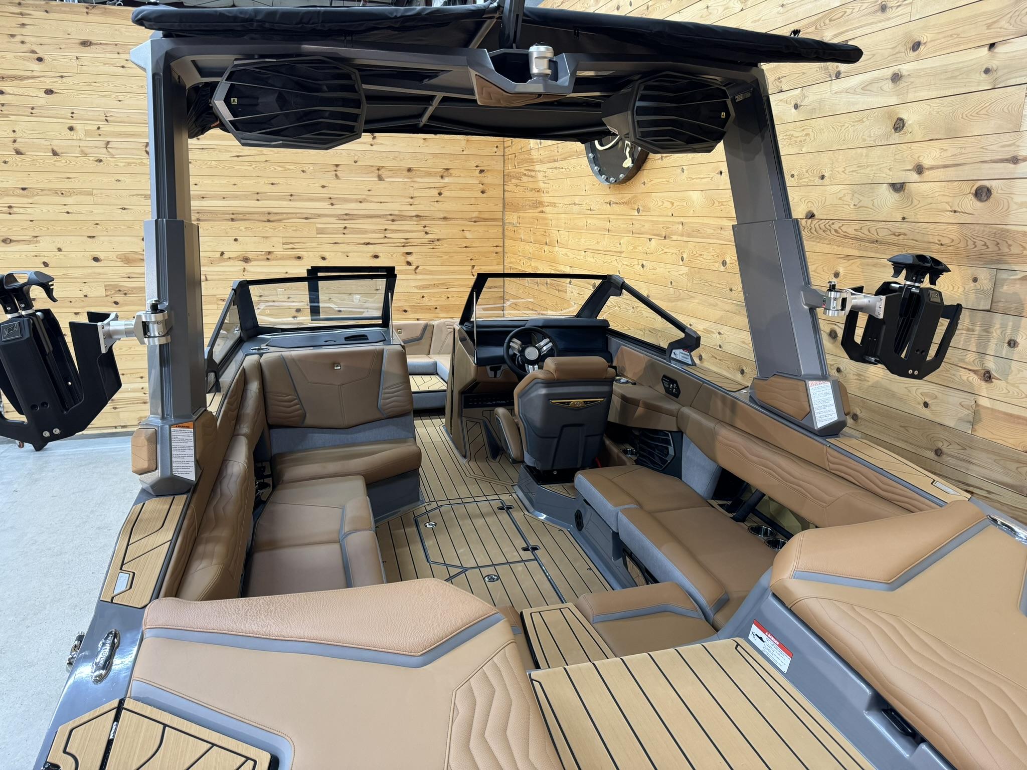 2025 Nautique G23 Icon