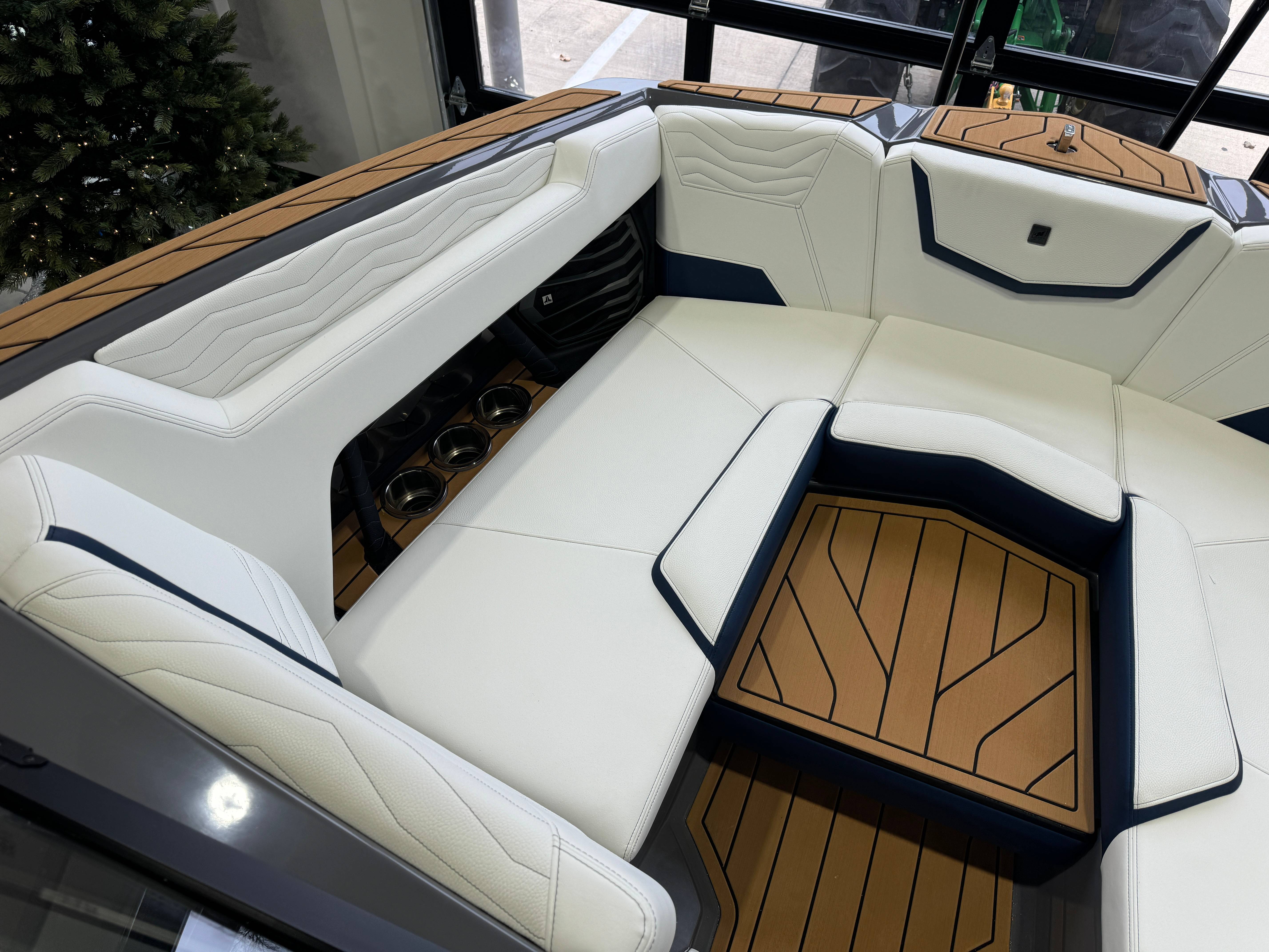2025 Nautique Super Air Nautique G23