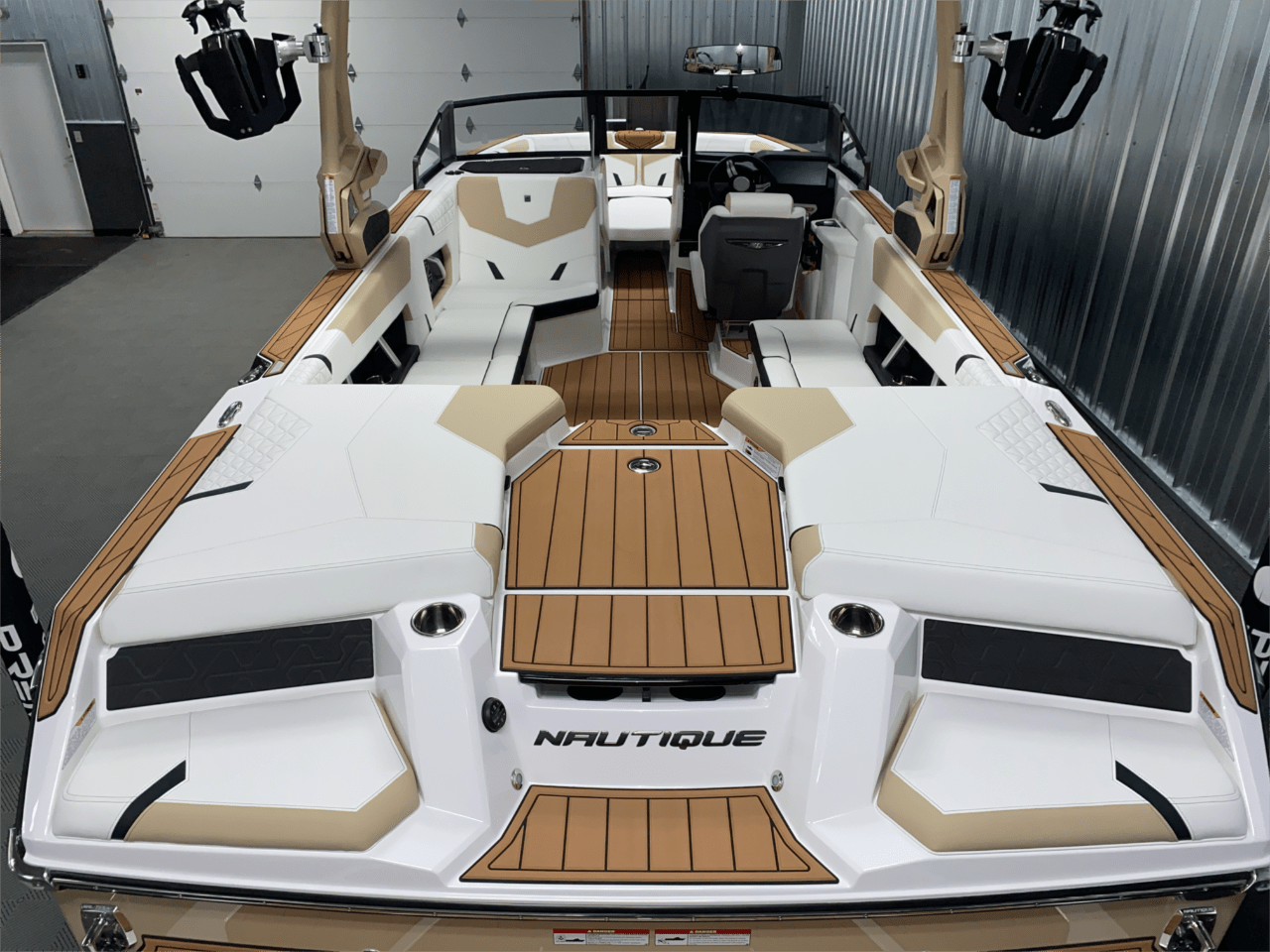 2025 Nautique GS22