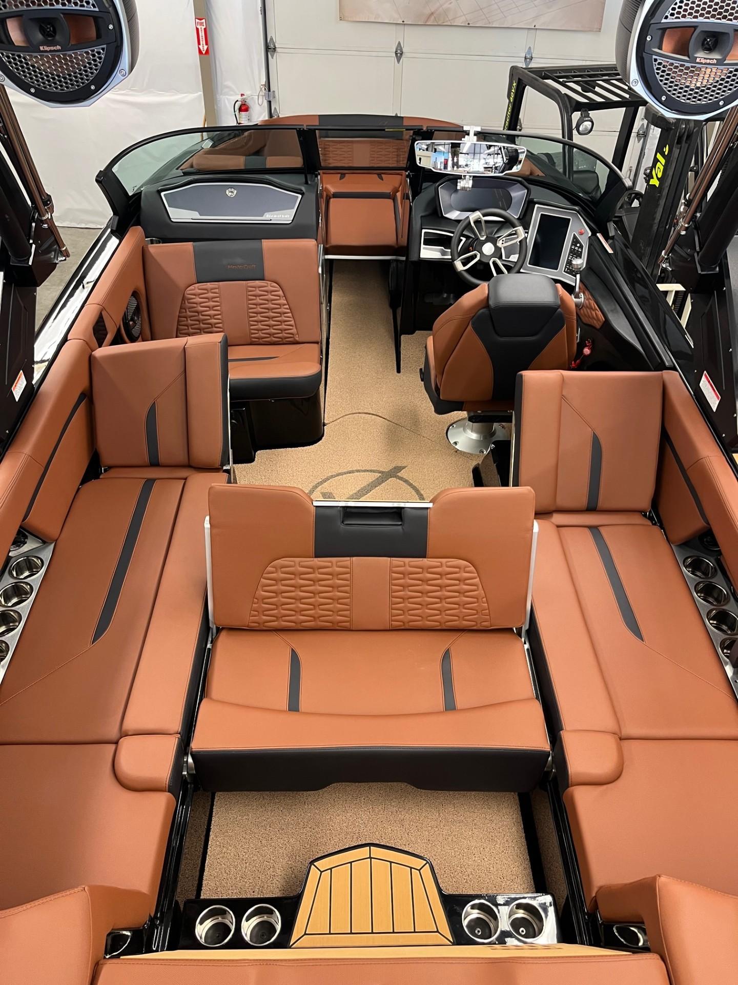 boat.Title