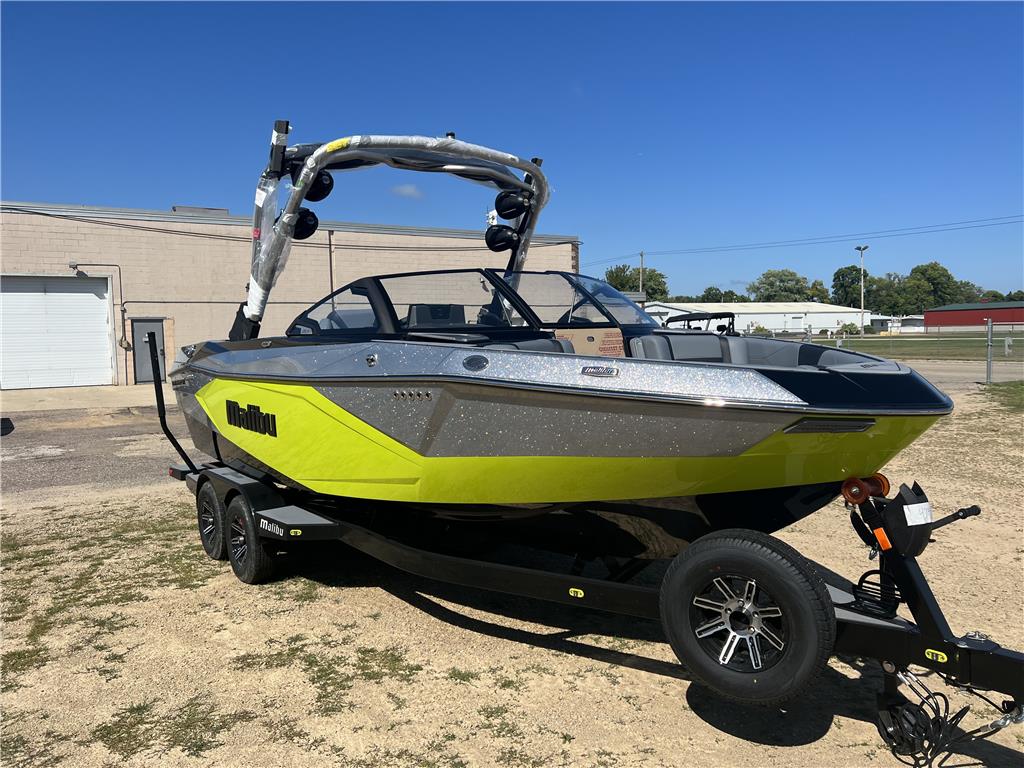 NEW 2024 MALIBU 23 LSV WAKESETTER w/ M6DI (DH) &amp; TRAILER
