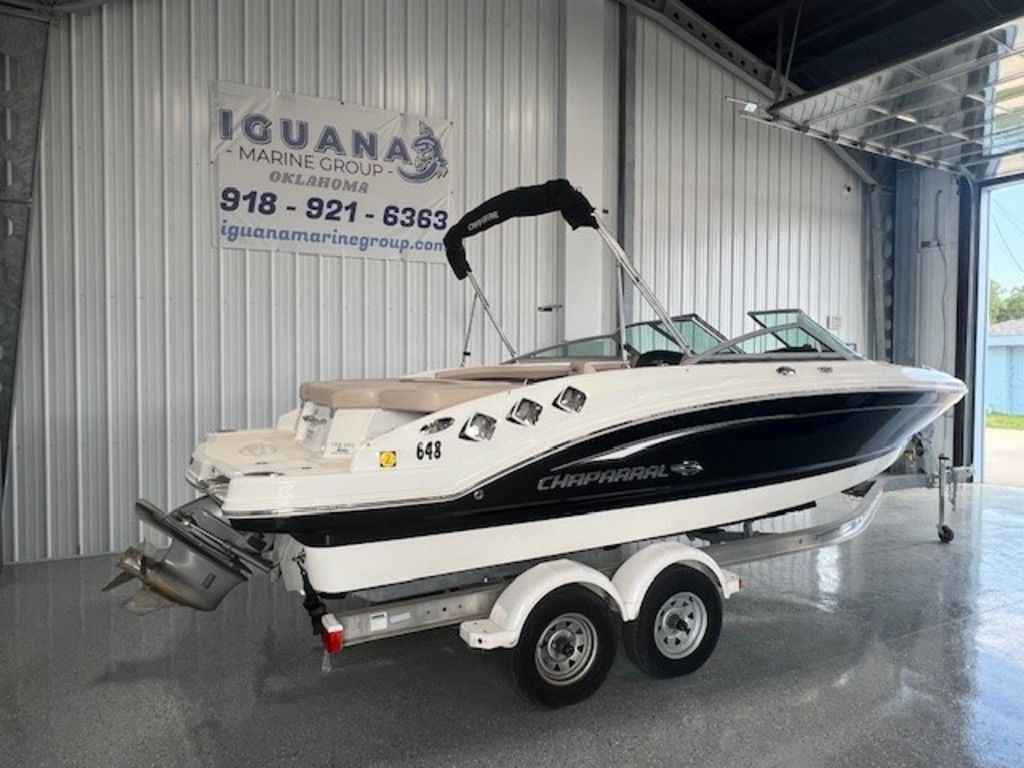 2012 Chaparral 216