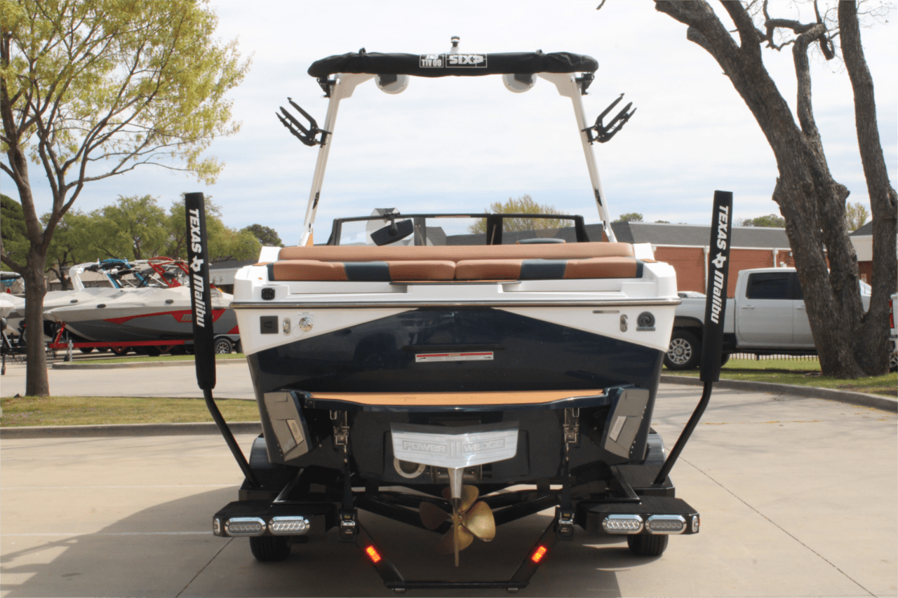 2025 Axis T235