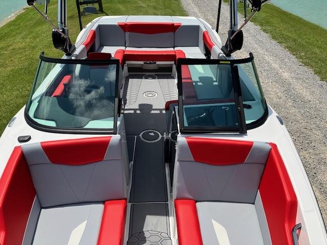 2024 MasterCraft NXT 24