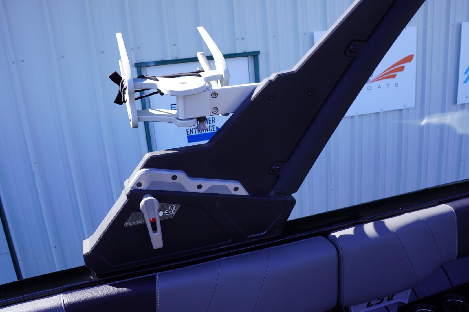 2022 Malibu Boats 23 LSV 45 Hours!
