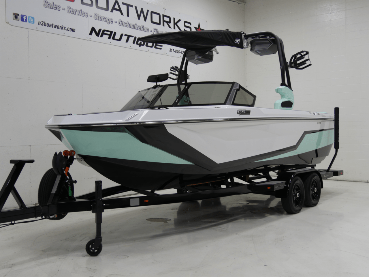 2025 Nautique GS22 – Captiva Green/Jet Black