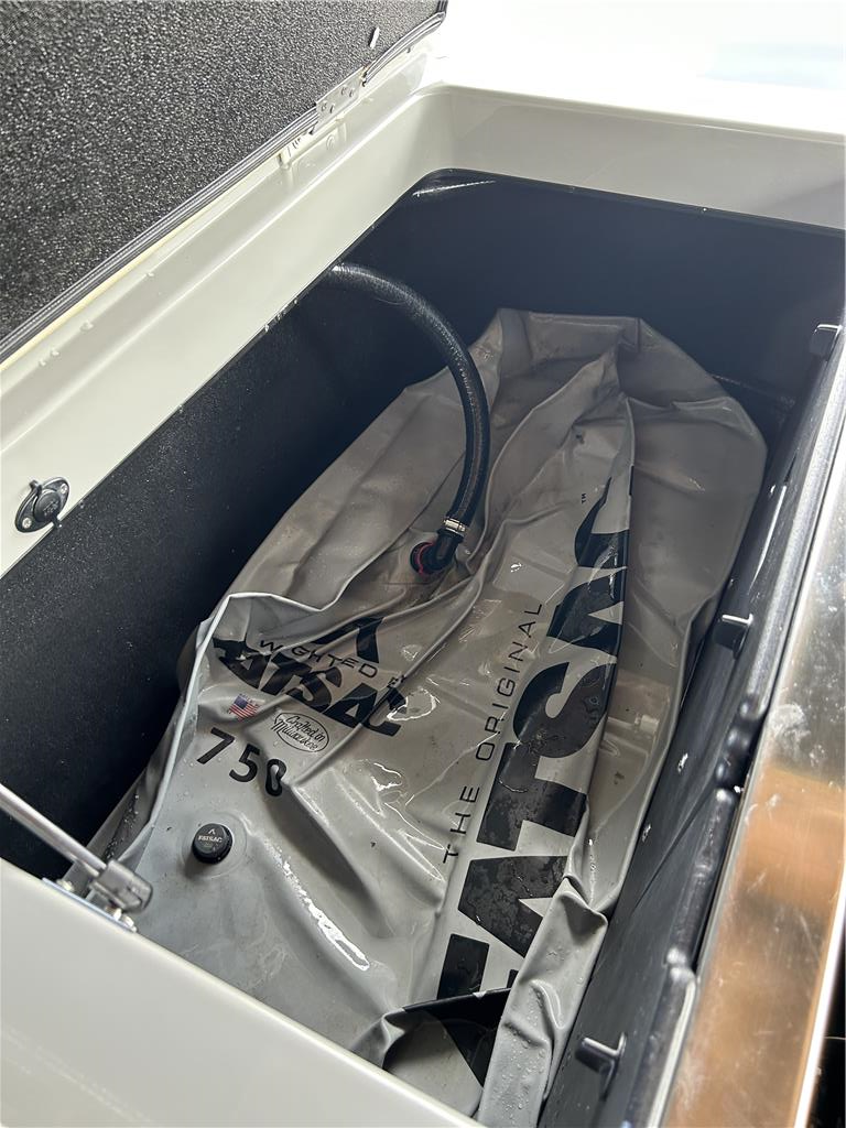 2019 S238 Boat and trailer Loaded with 210 hours