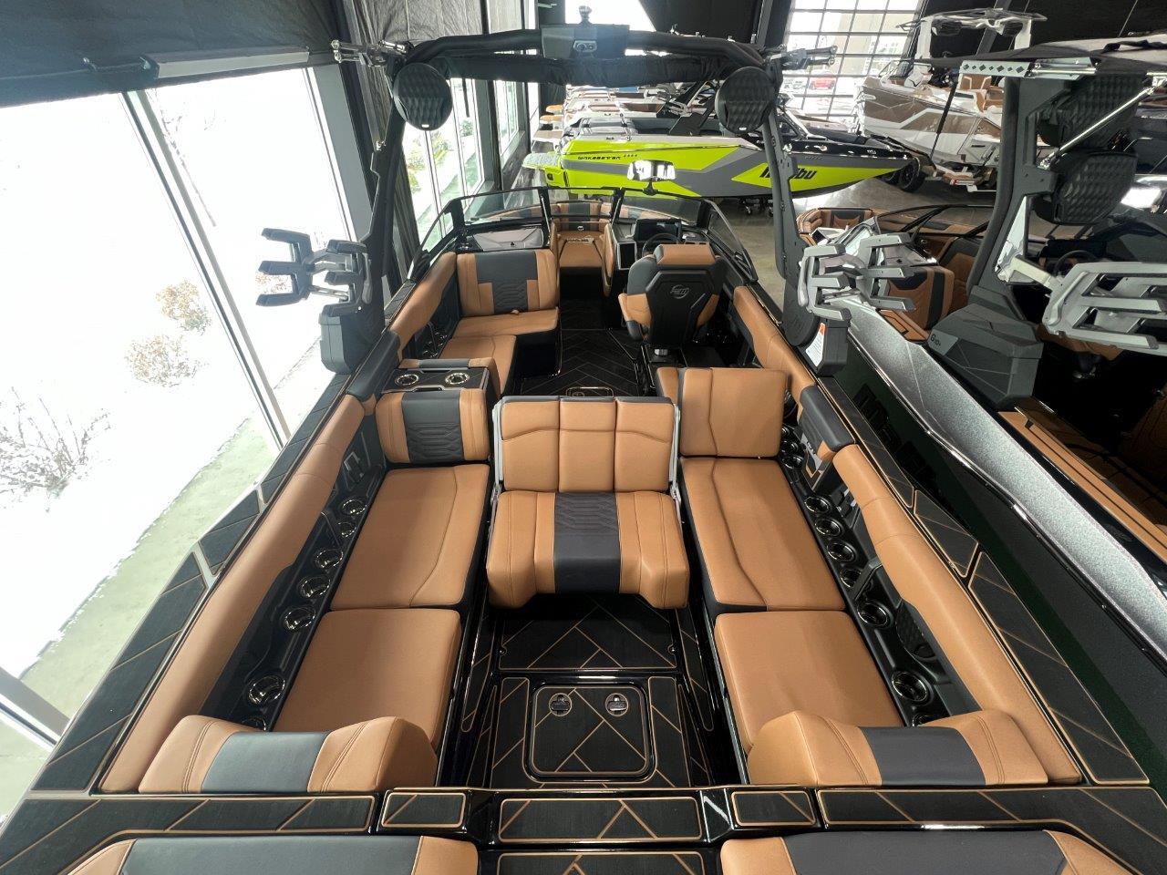2024 Malibu 26 LSV