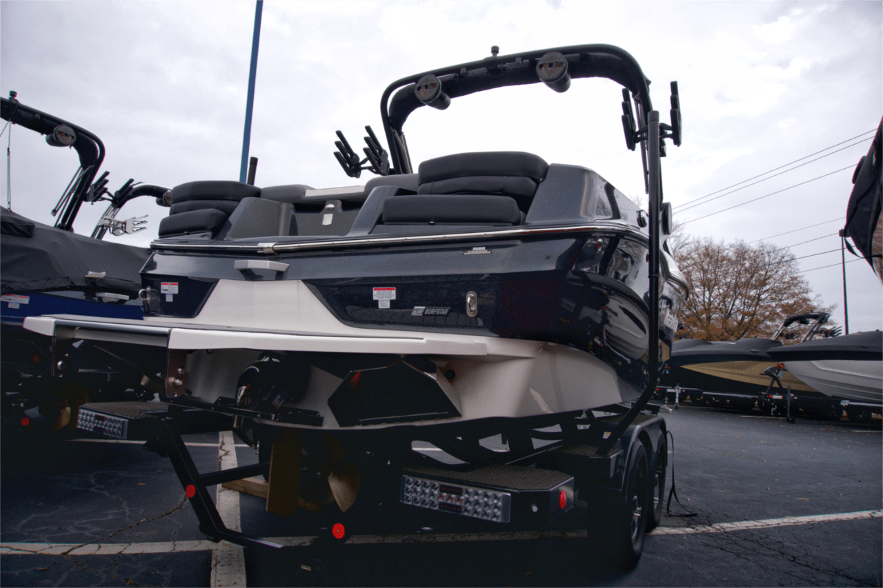 2024 MasterCraft XT22