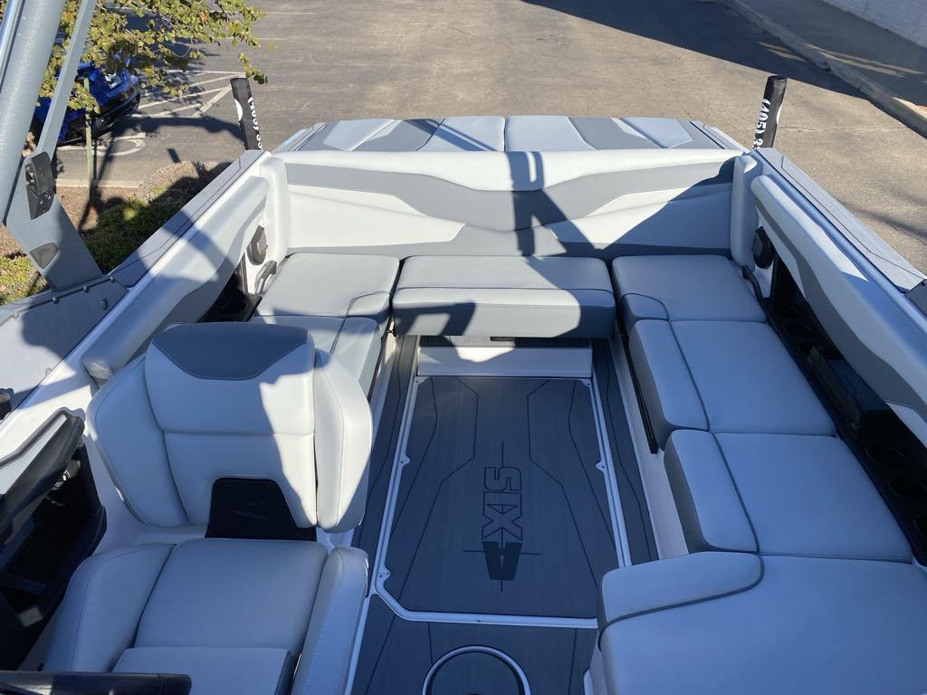 2025 Axis T220