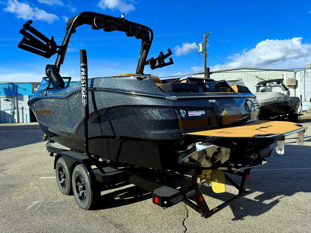 2025 MasterCraft X24