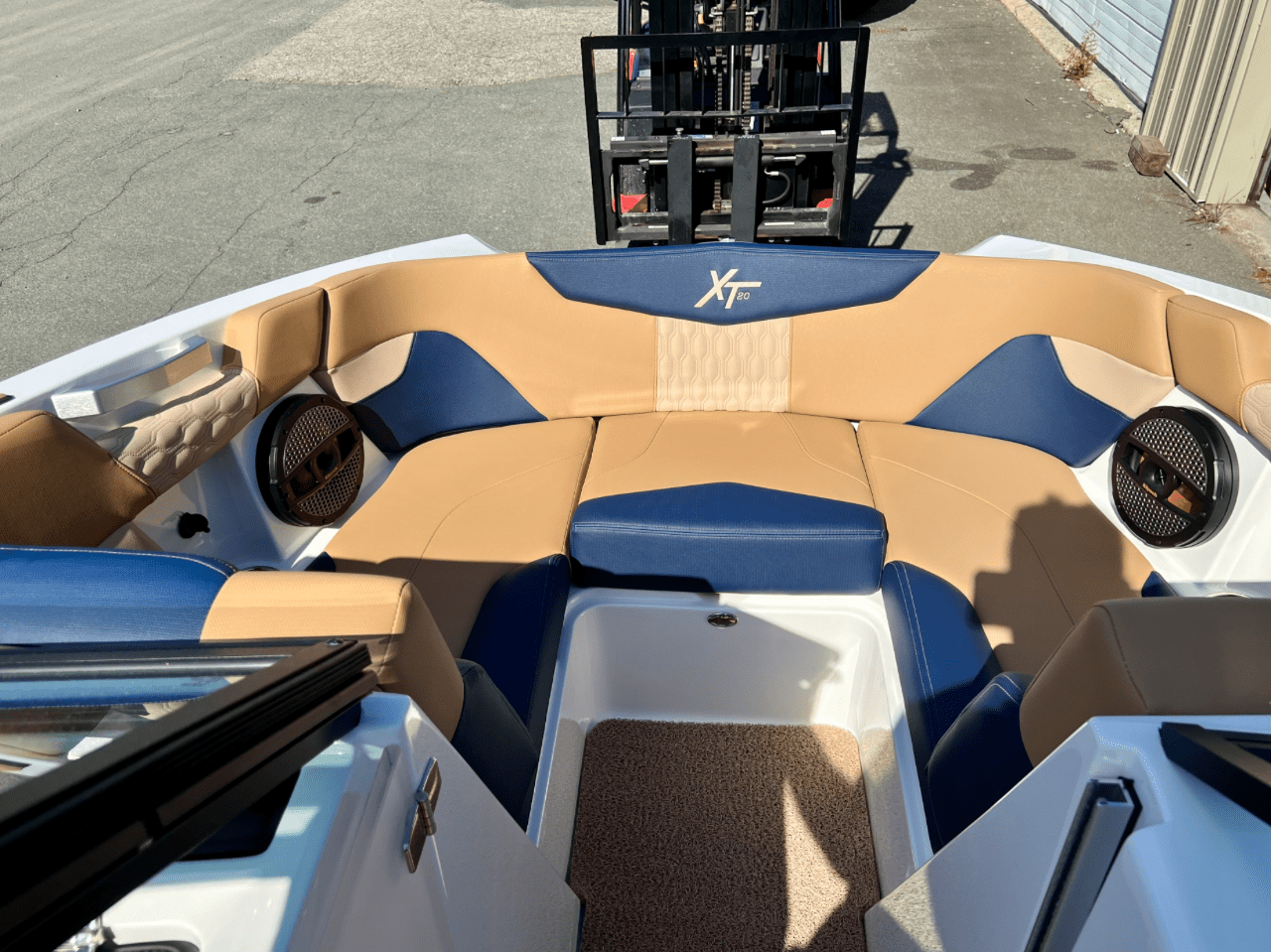 2025 MASTERCRAFT XT20