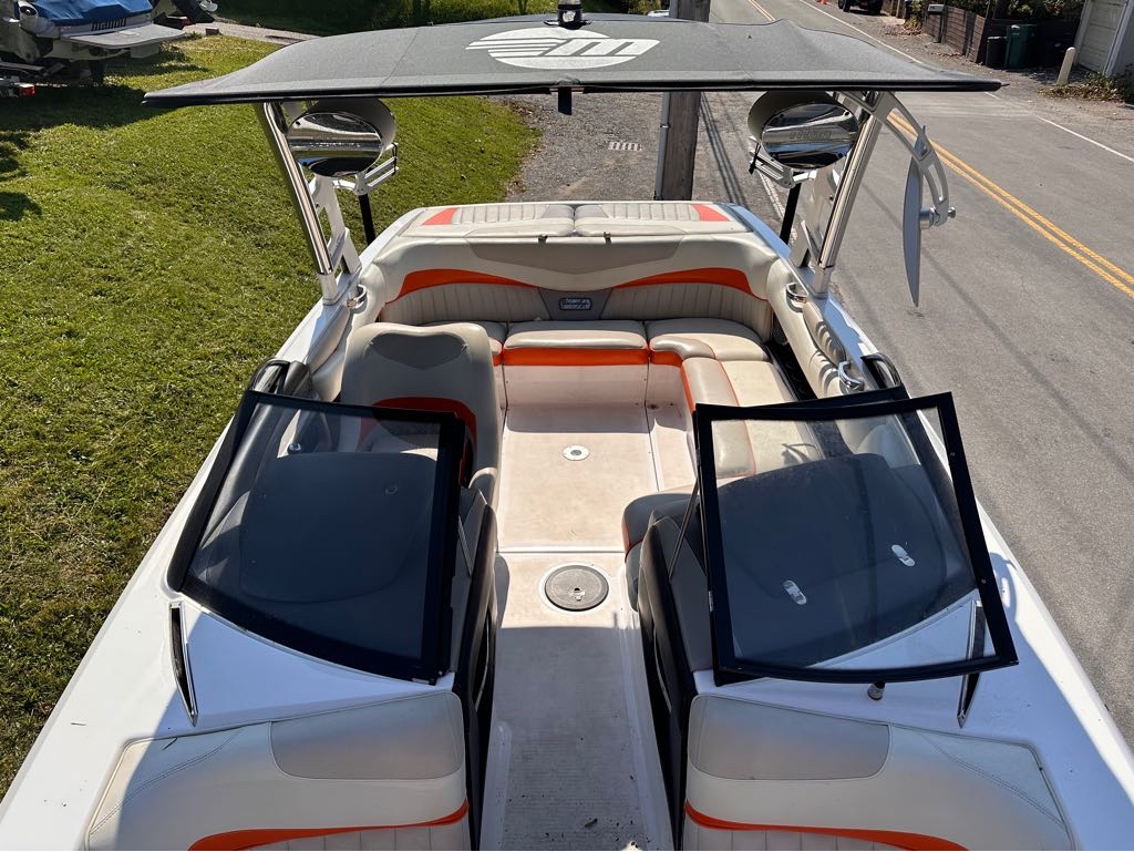 2014 Malibu Boats Wakesetter 22 MXZ