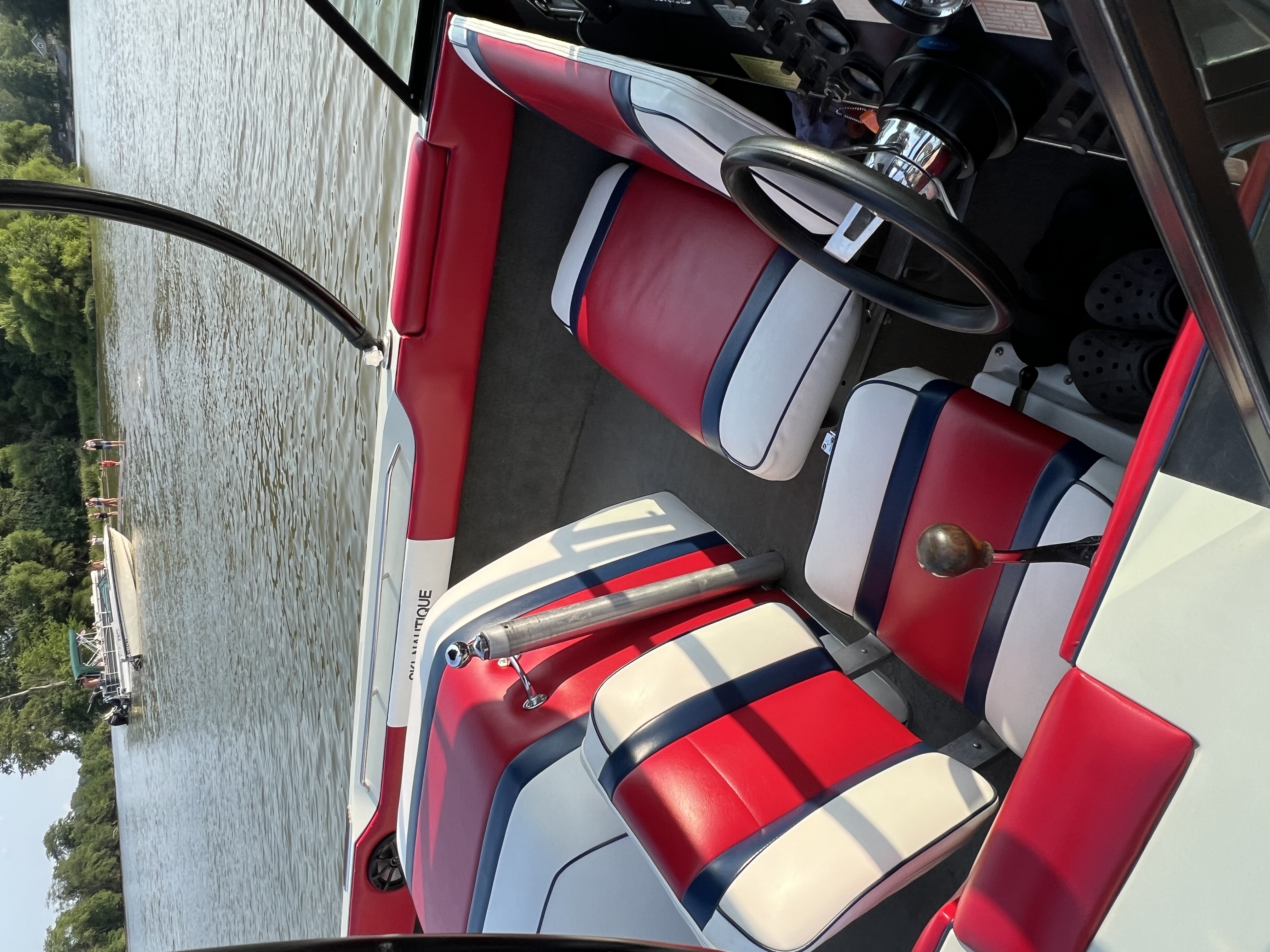 1982 Ski Nautique