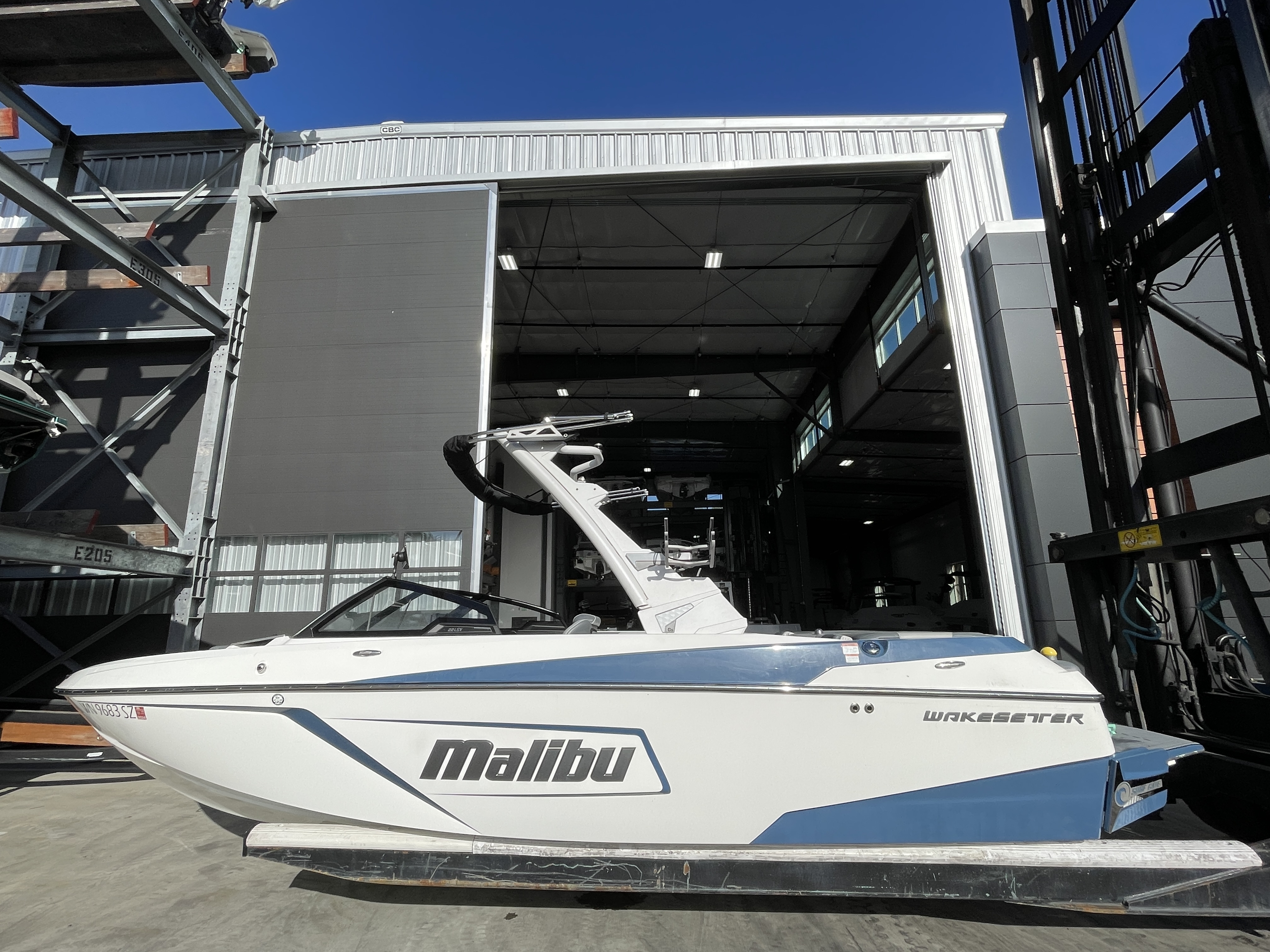 boat.Title