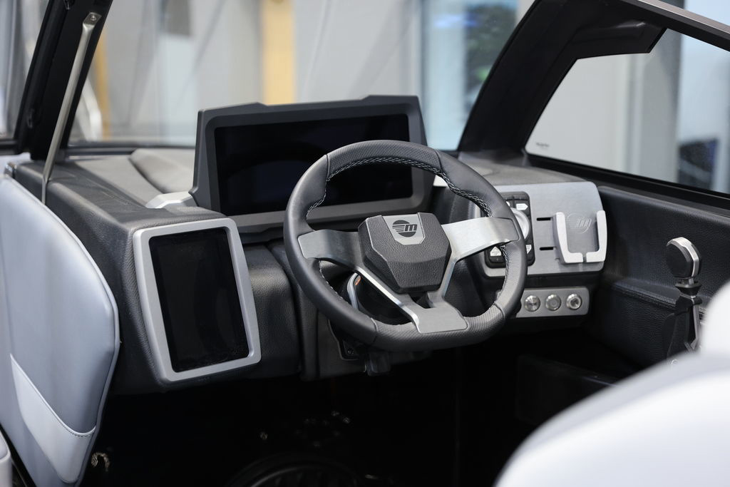 2024 Malibu 22 LSV