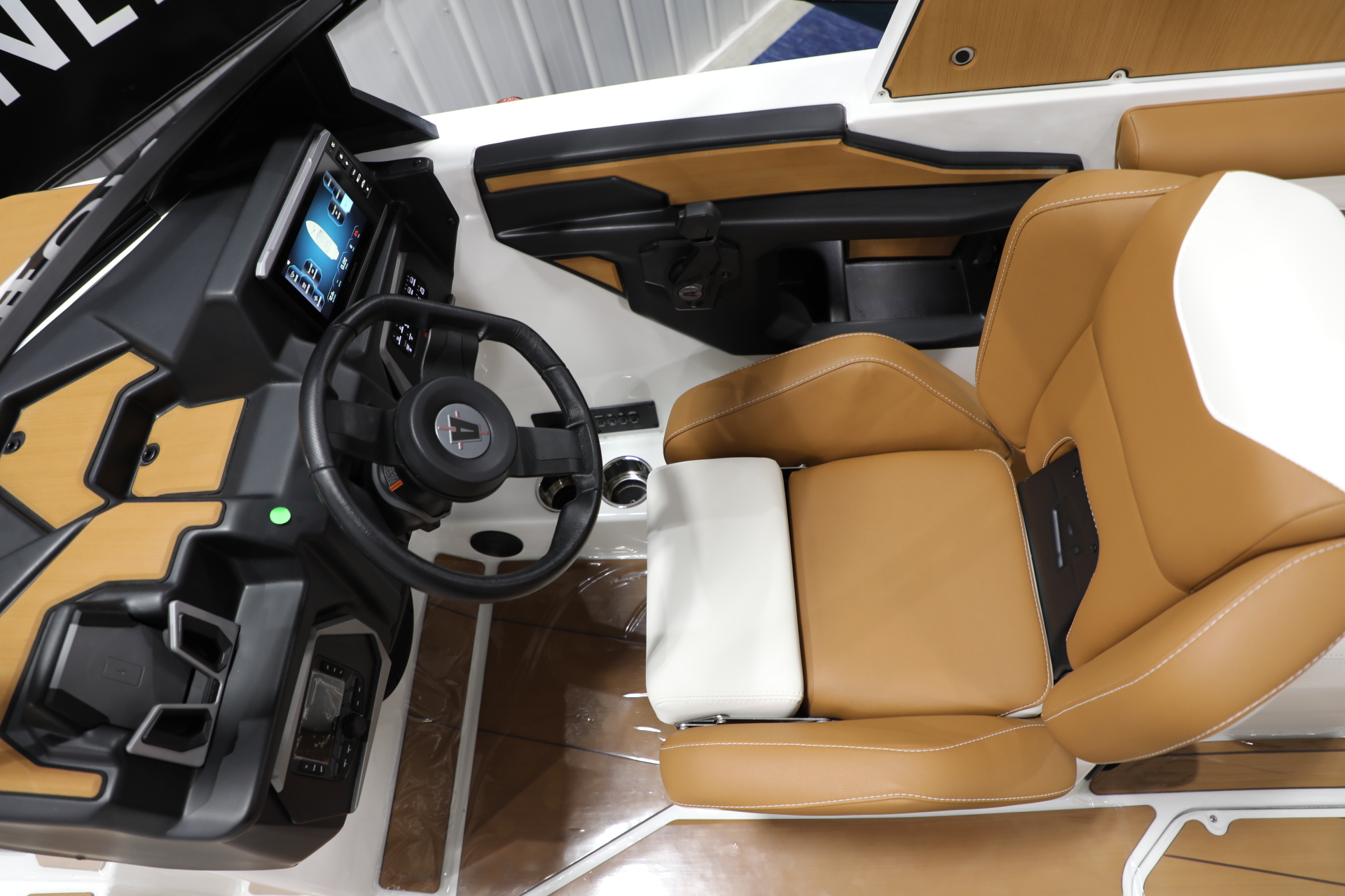 2024 Axis T235 Icon