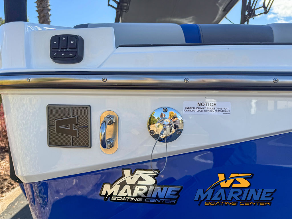 2025 Axis Wake Research T220