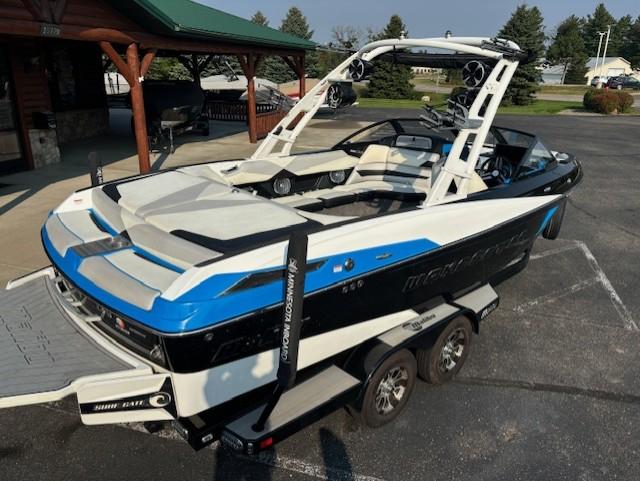 boat.Title