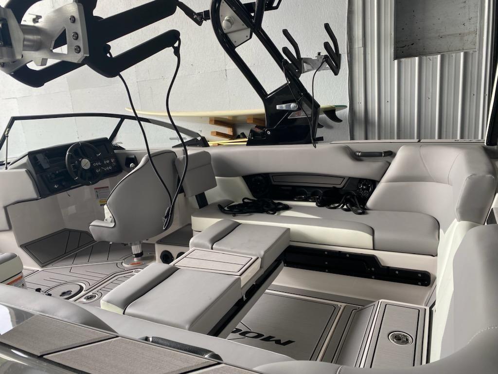 2023 Moomba 23 Mojo