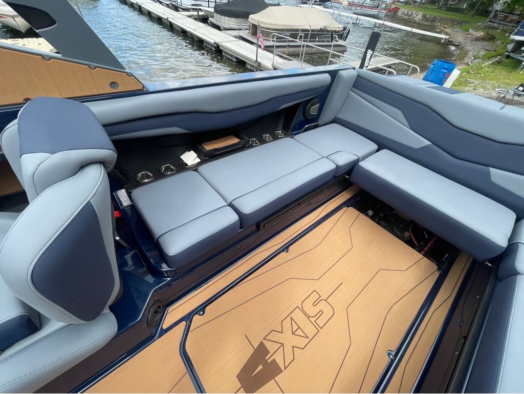 2024 Axis Wake Research T235