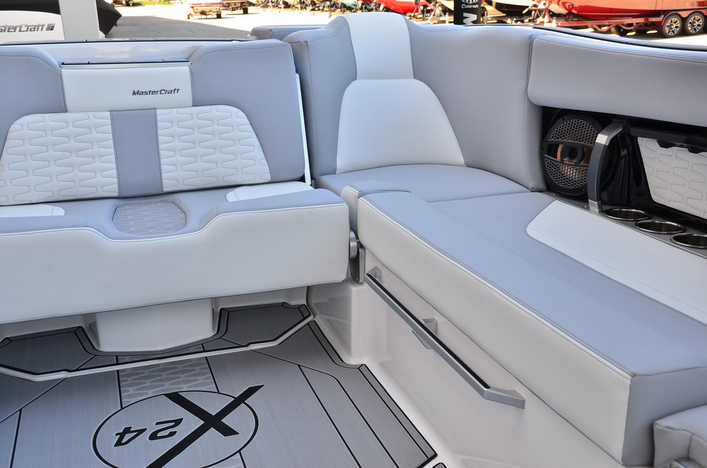 2024 MasterCraft X24 w/ 6.2 Ilmor SuperCharged Engine! 2024 Model Year End Closeout!