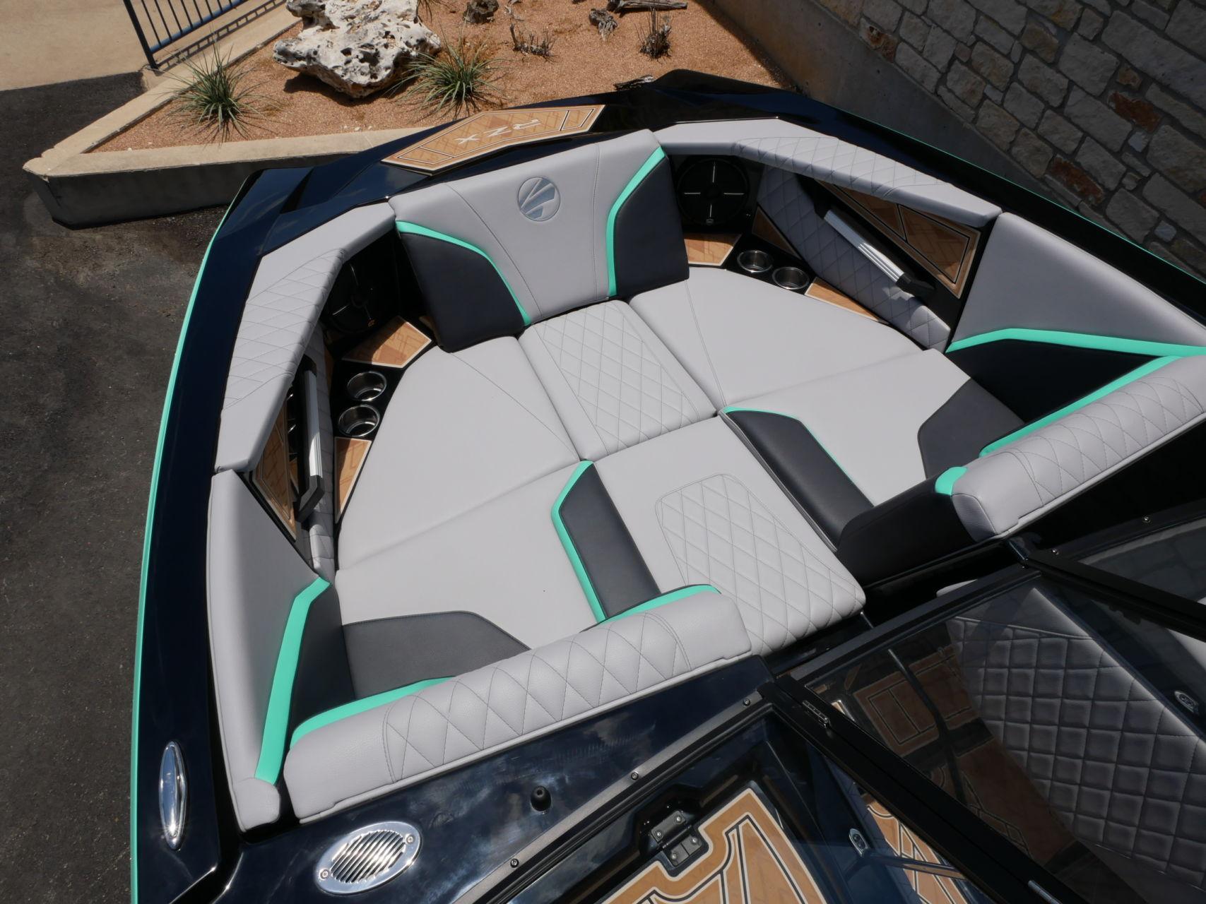 2022 Tige 22RZX
