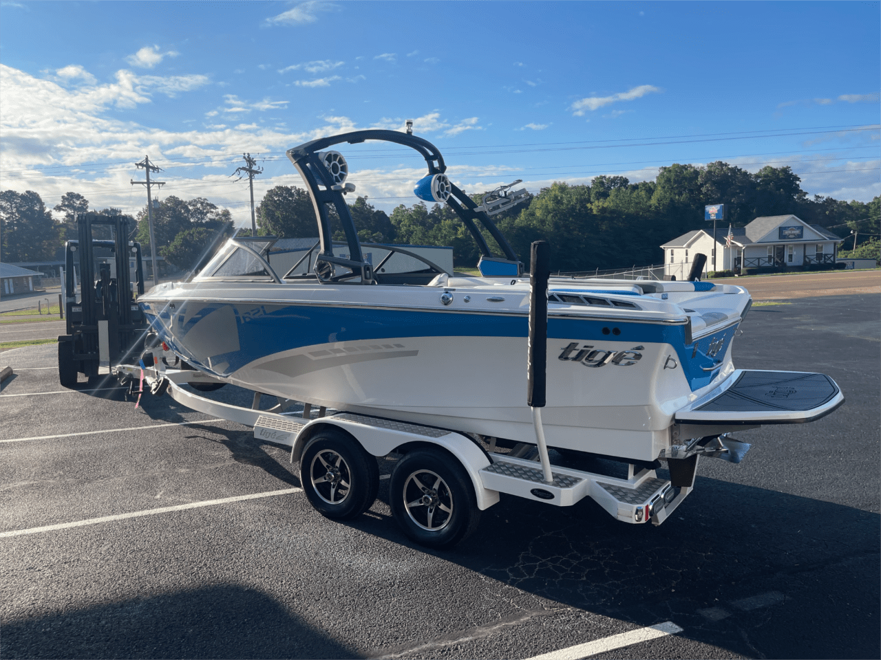 2016 Tige R21