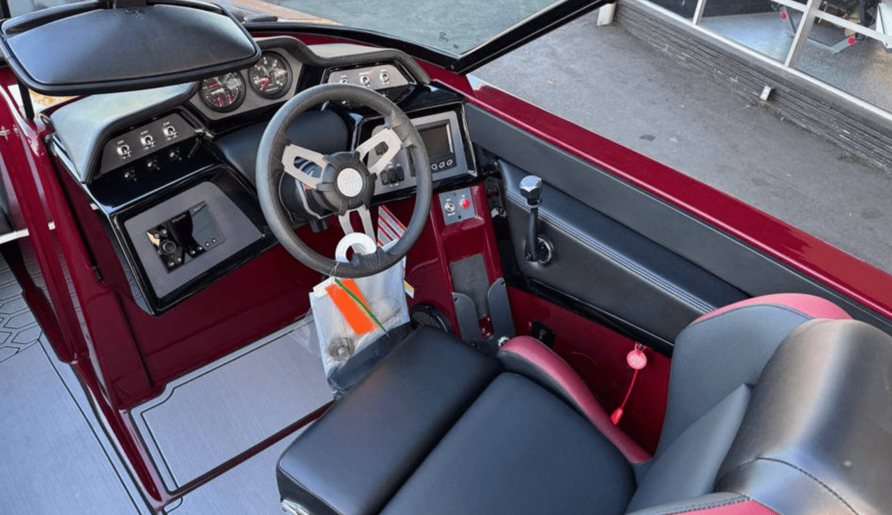 2023 MasterCraft NXT22