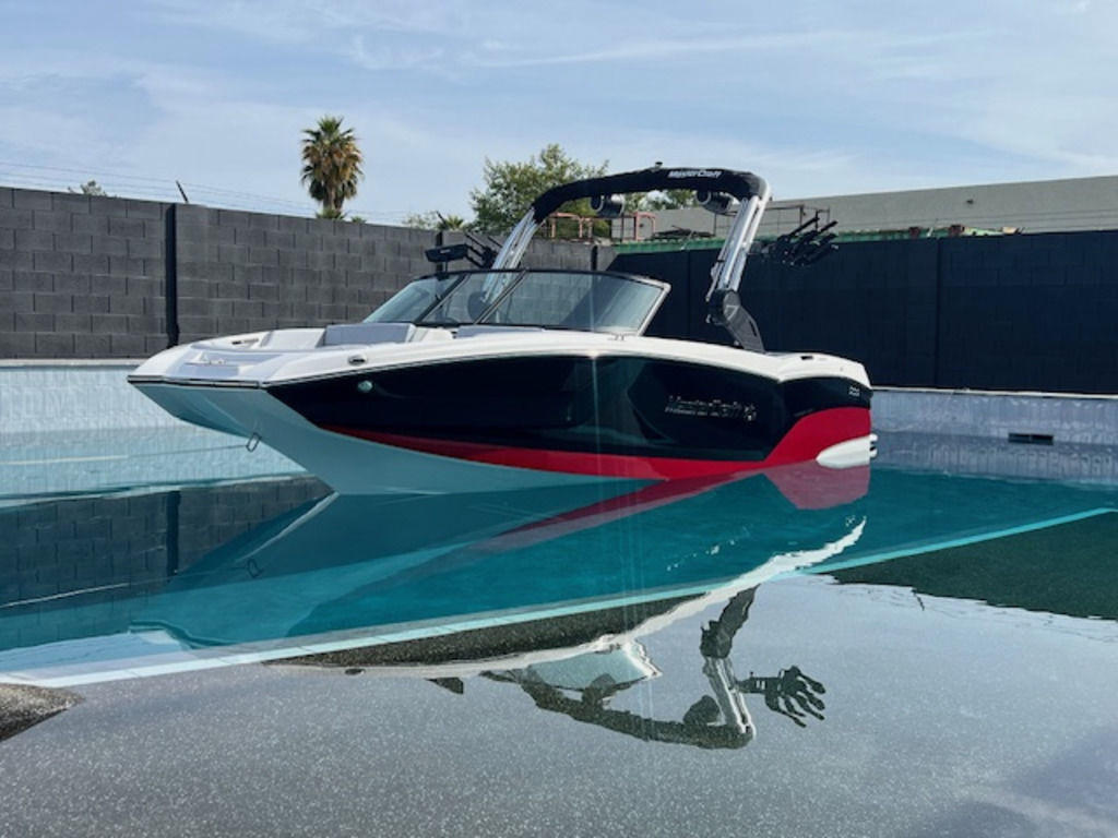 boat.Title