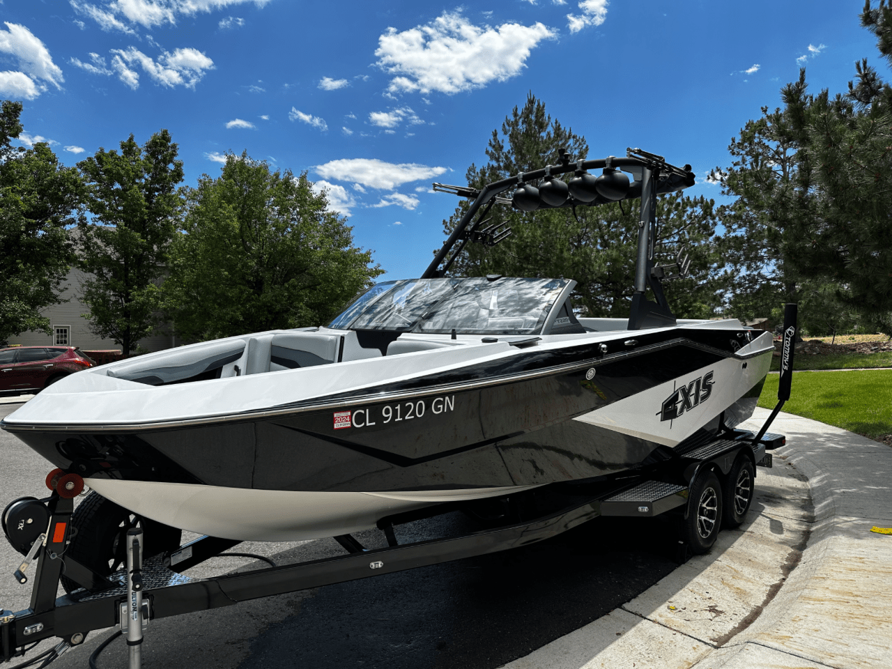 2023 Axis T220- Loaded