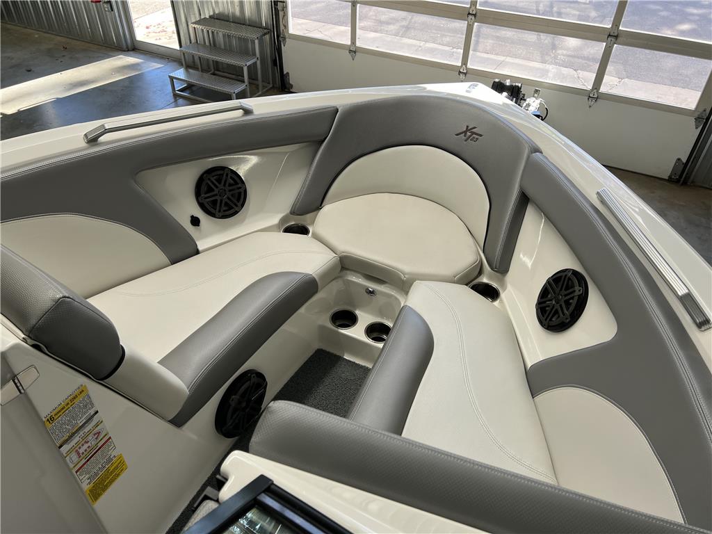 2017 MasterCraft XT23
