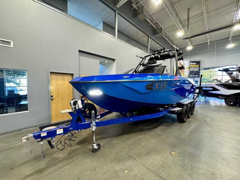 boat.Title