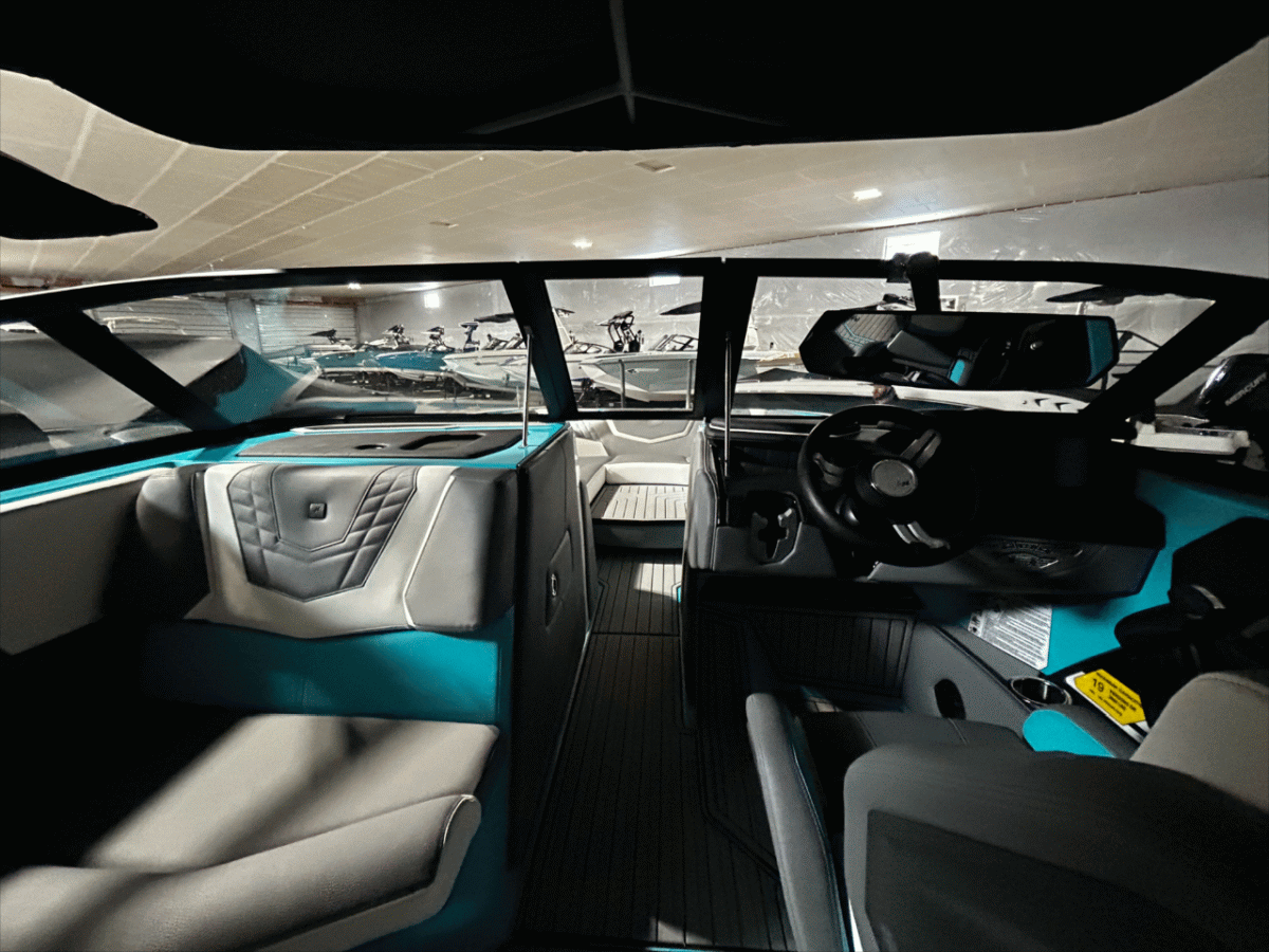 2024 Nautique G25