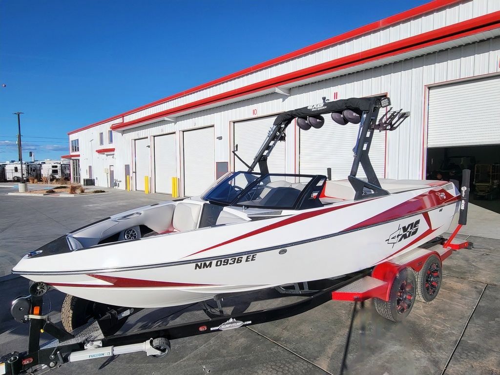 2017 Axis Wake Research T22