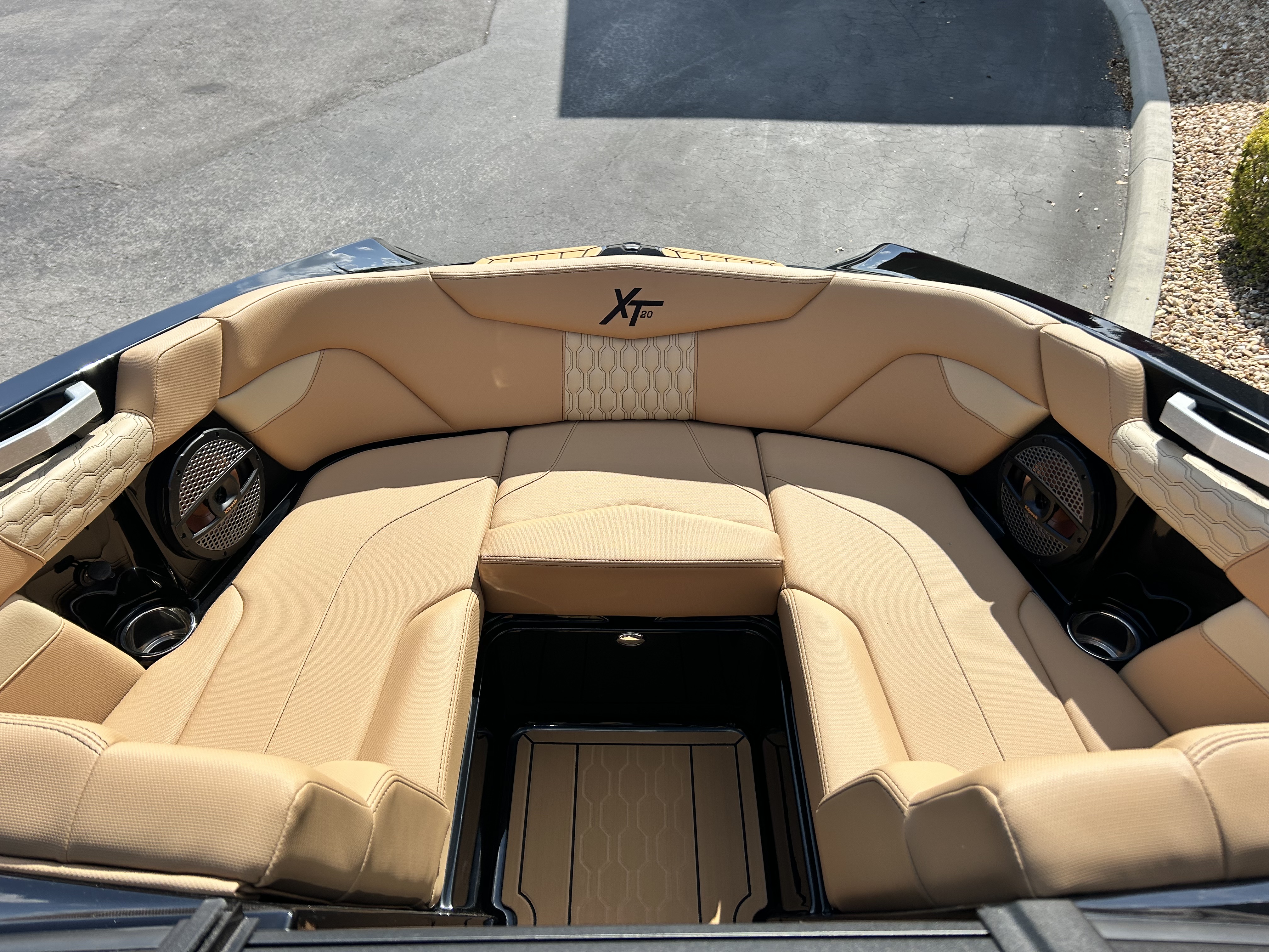 2025 MasterCraft XT20