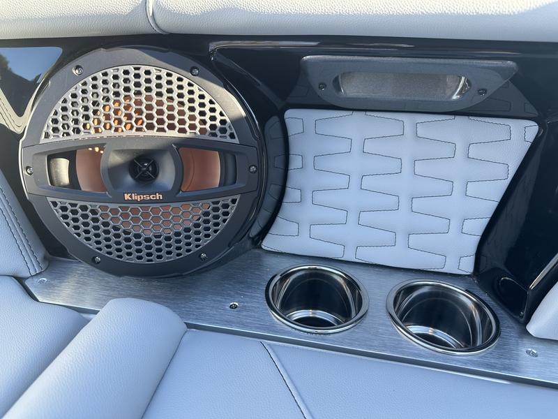 2025 MasterCraft X22