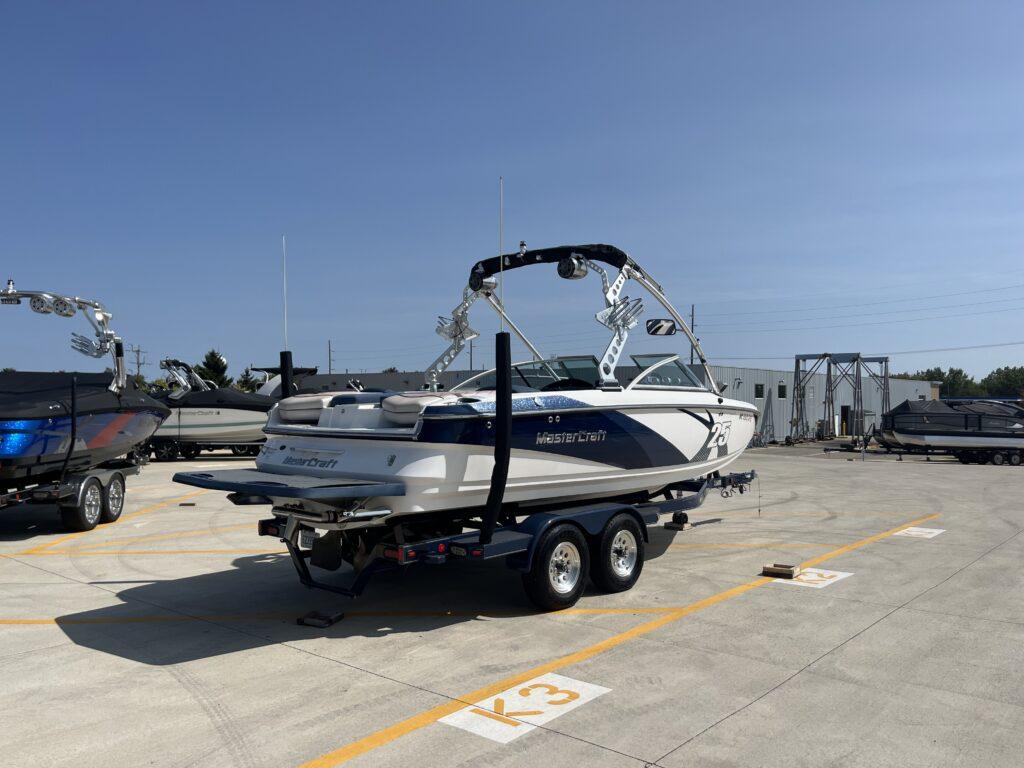 boat.Title
