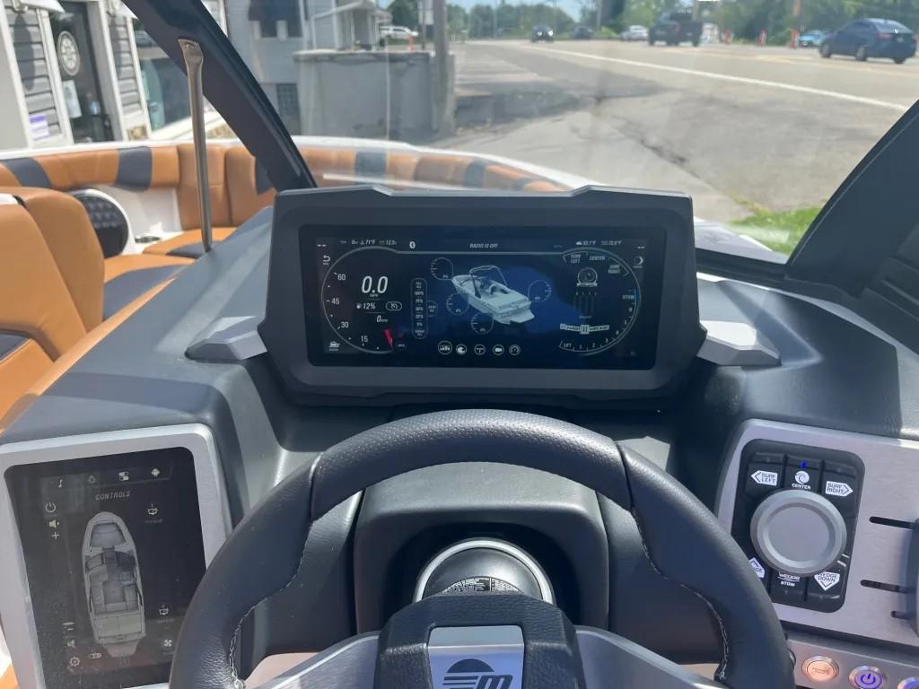 2024 Malibu 21LX