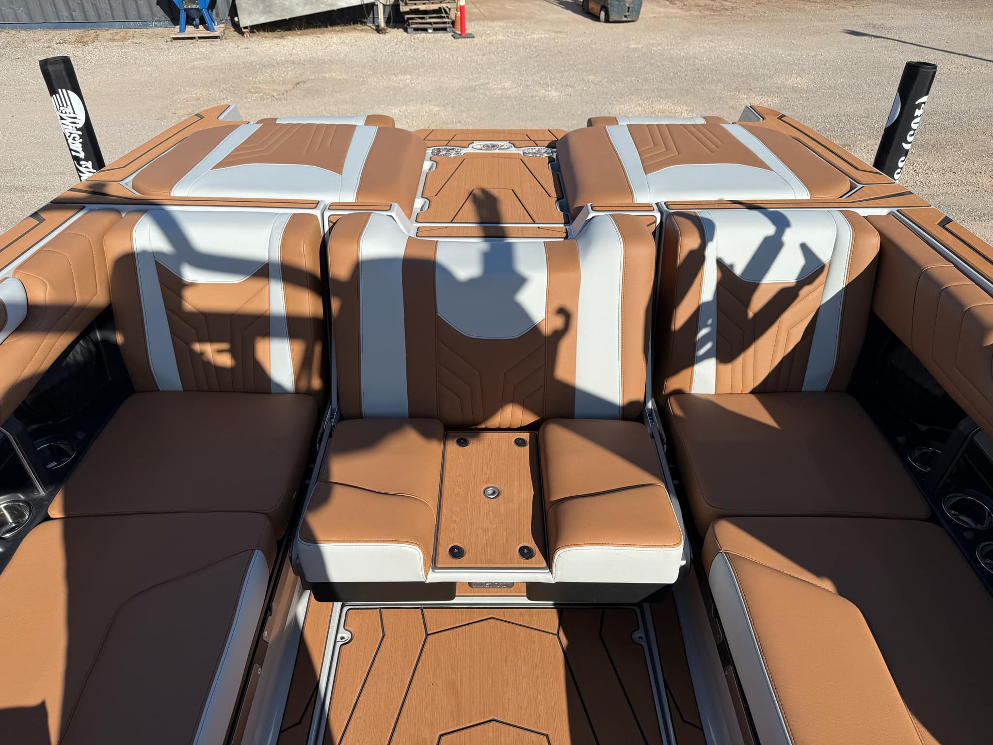 2025 Malibu 25LSV