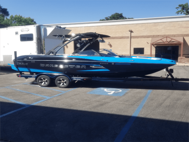 boat.Title