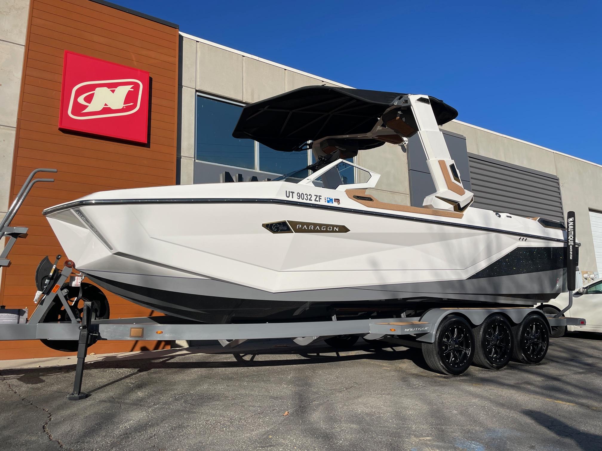 boat.Title