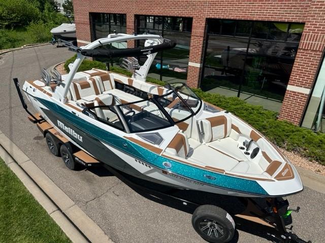 2024 Malibu Wakesetter 23 LSV -Stern Thruster