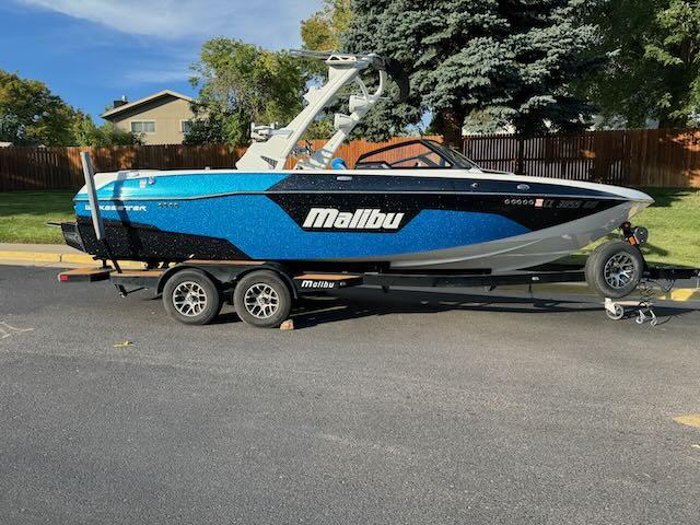 2021 Malibu 23 LSV – LT4 – MINT
