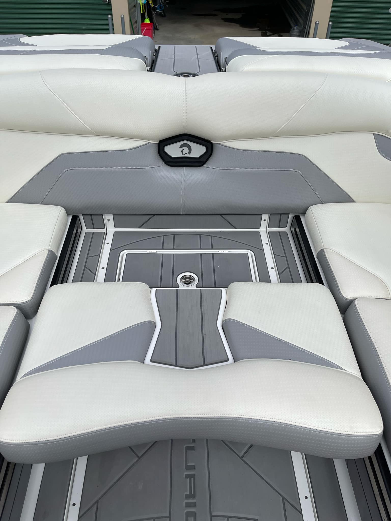 2022 Centuriom Ri230 – Davis REDUCED !!! 154,900