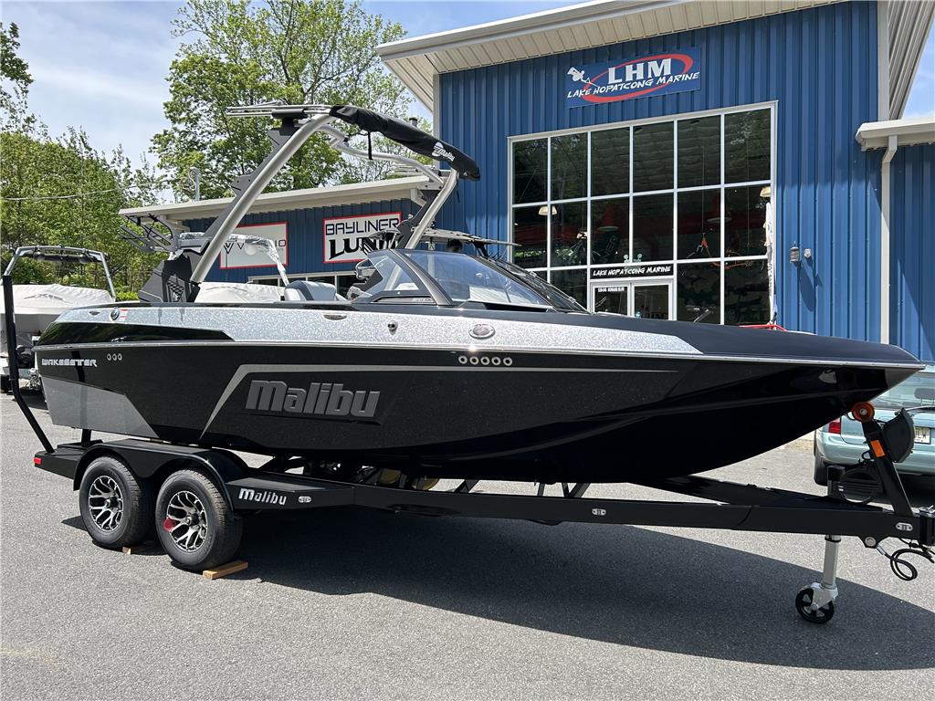 2023 Malibu Wakesetter 20 VTX