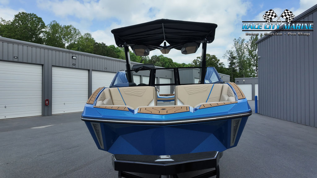 2025 Nautique G23