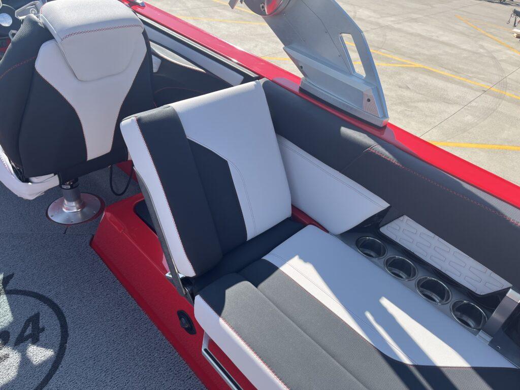 2019 MasterCraft X24