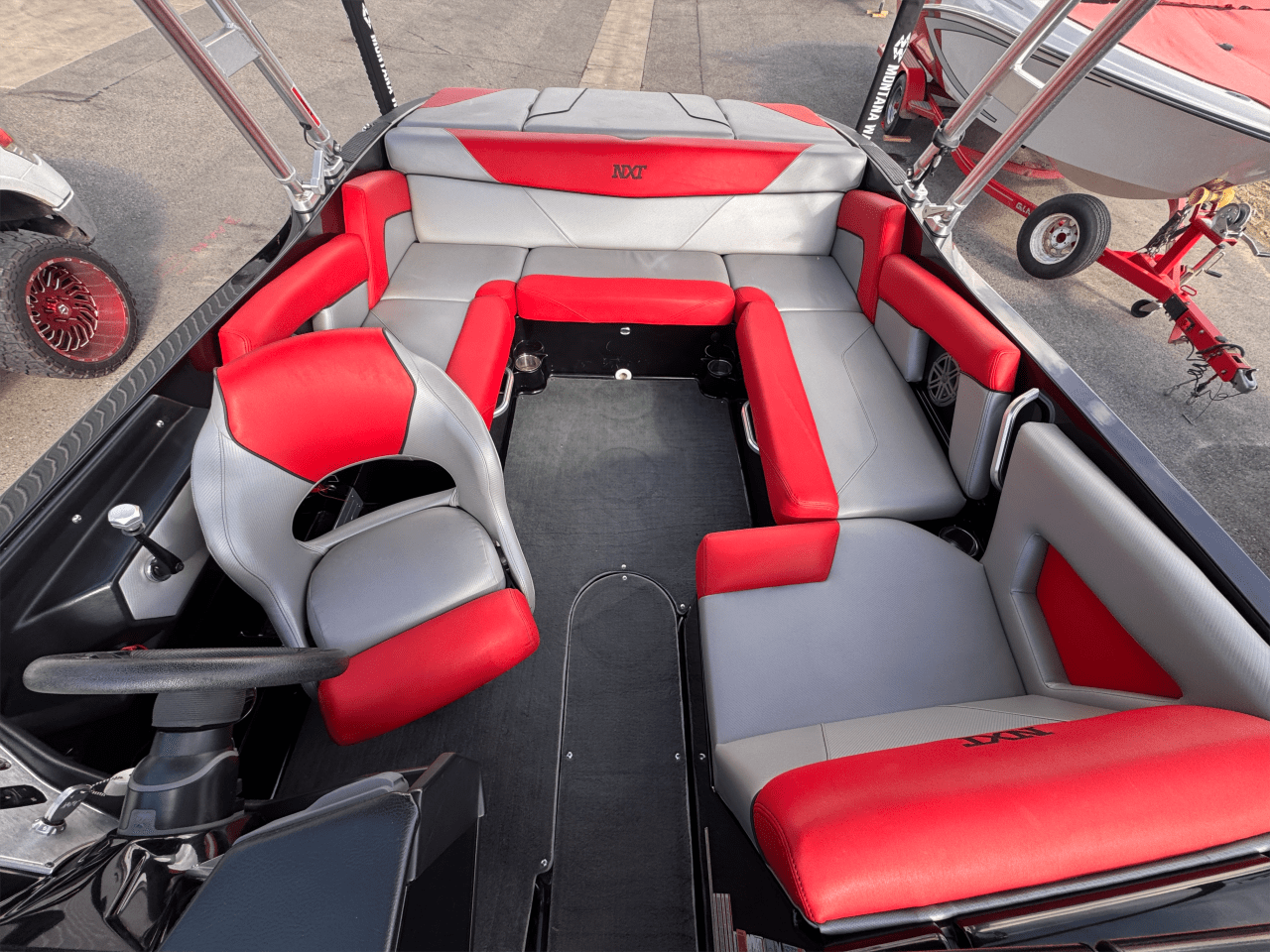 2017 MasterCraft NXT20